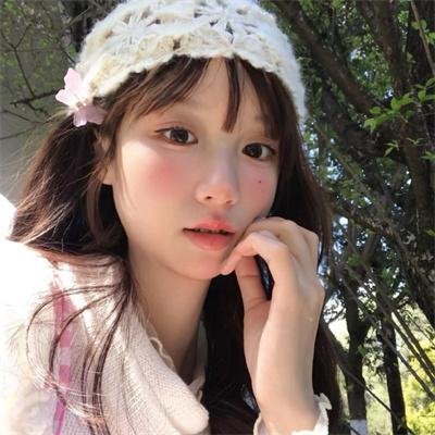 玛丽莲有深黑之眸